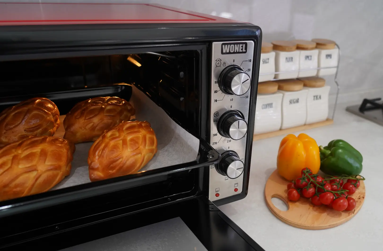 Мини-печь WN3615-200RB - вид при наведении